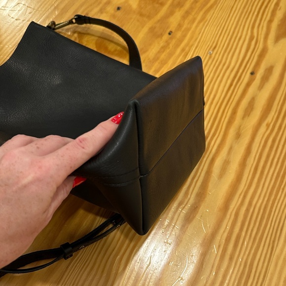 Madewell Black Leather Bucket Bag - Picture 8 of 15